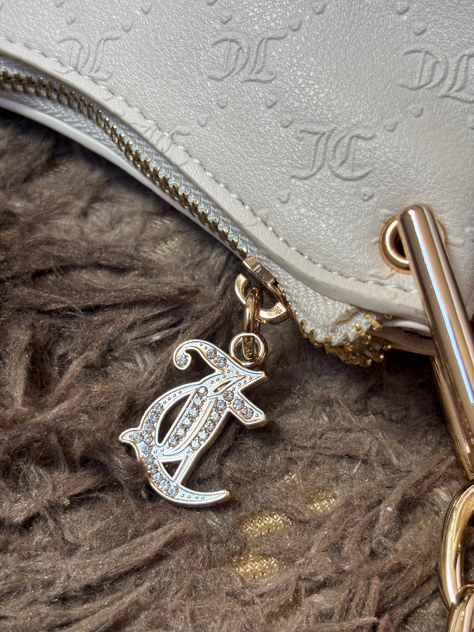 Shoulder bag Juicy monogram