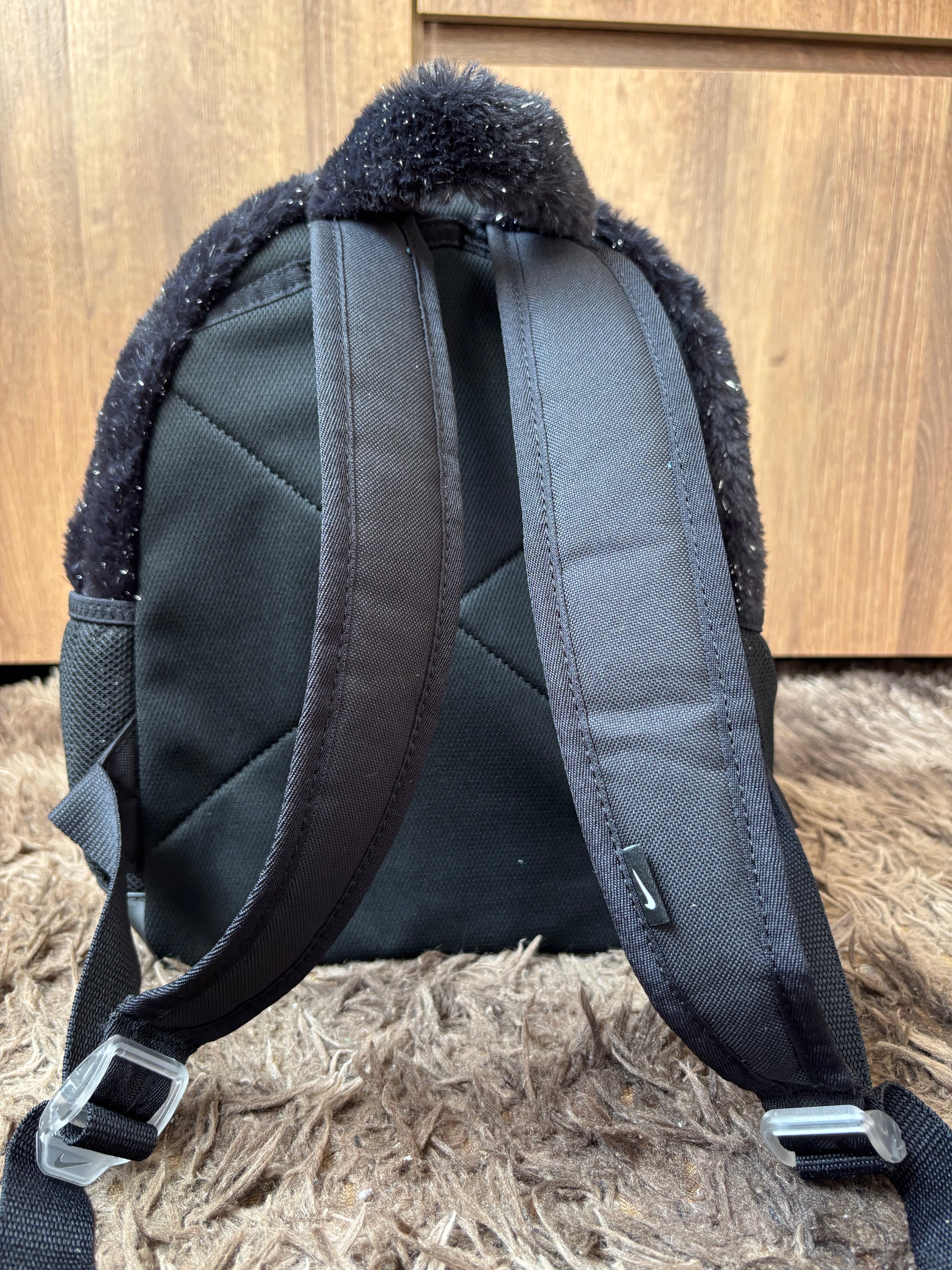 Maleta Nike Faux Faur