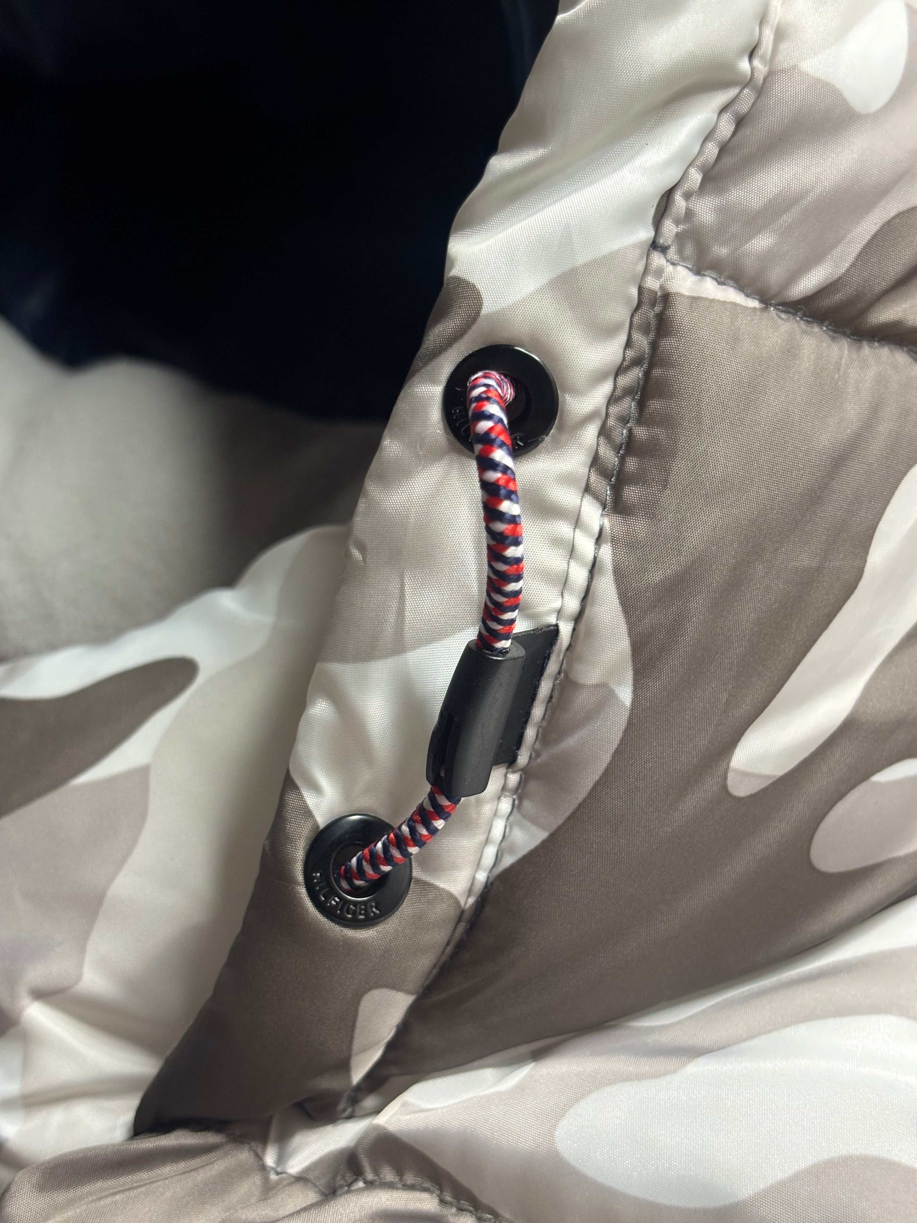 Puffer Camo Tommy Hilfiger