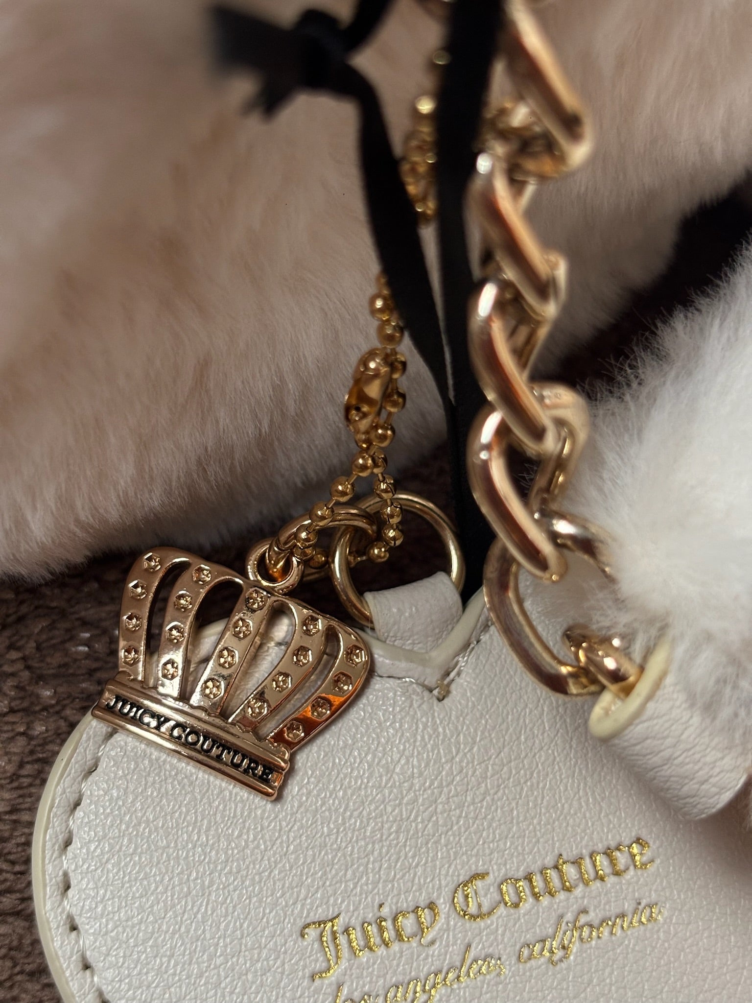 Juicy Couture Warm Up Barrel shoulder bag