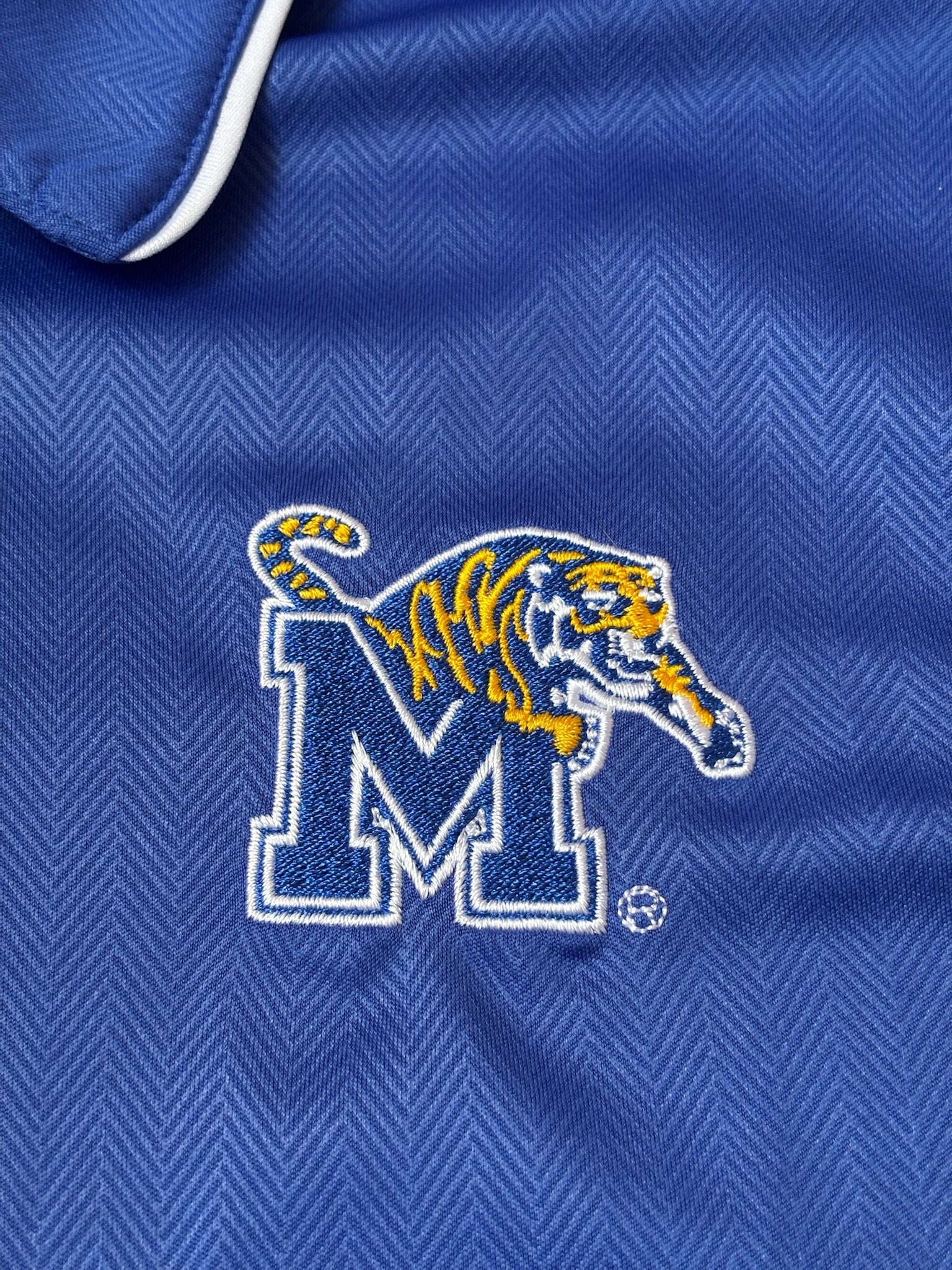 Camiseta Champion x Memphis Tigers