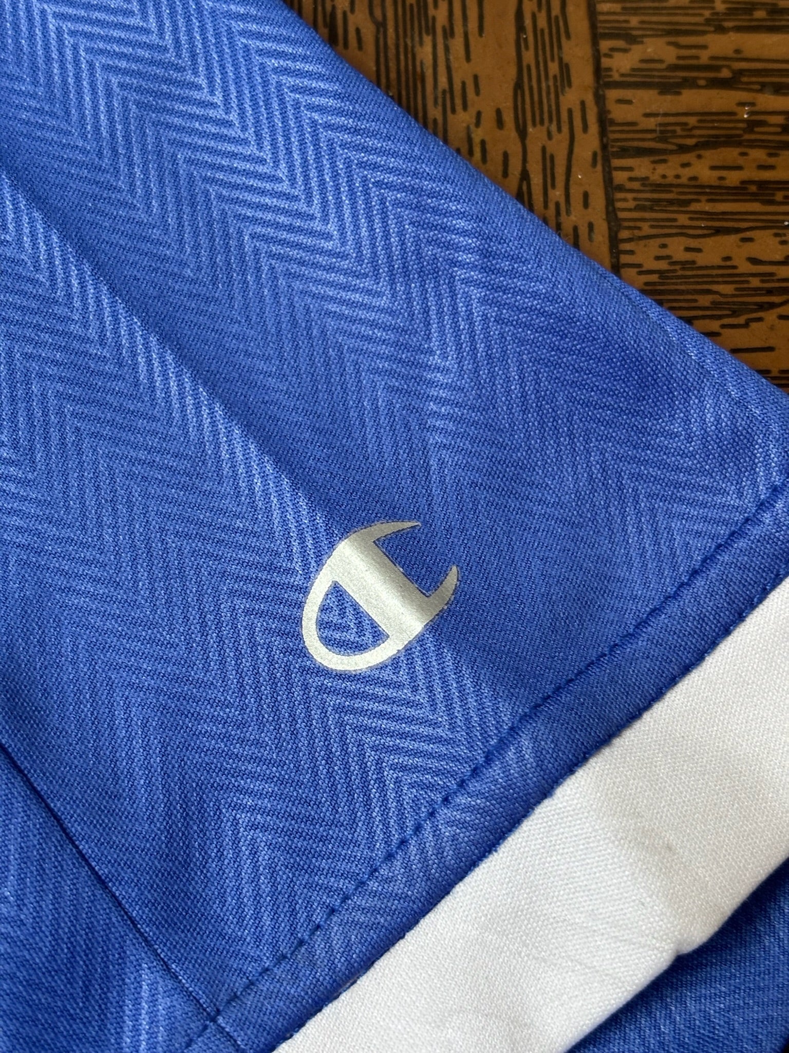 Camiseta Champion x Memphis Tigers