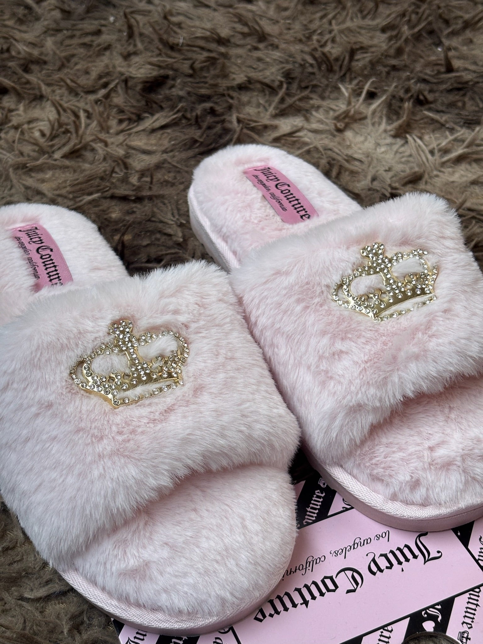 Juicy Couture flip flops