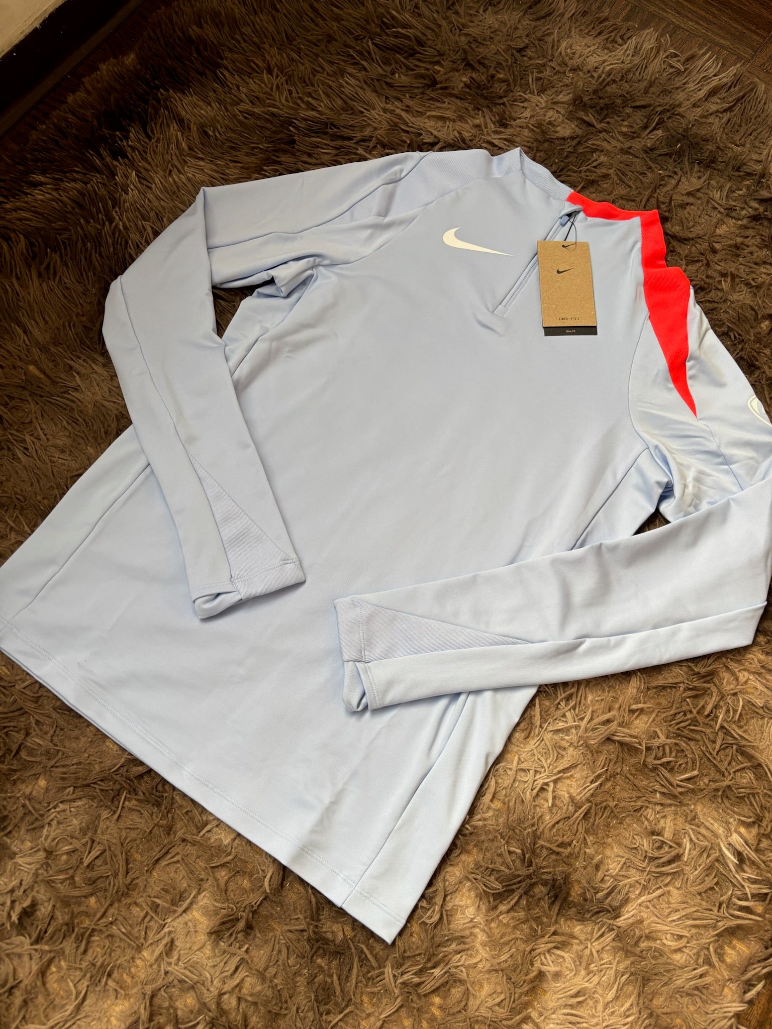 Nike Performance Strike T90