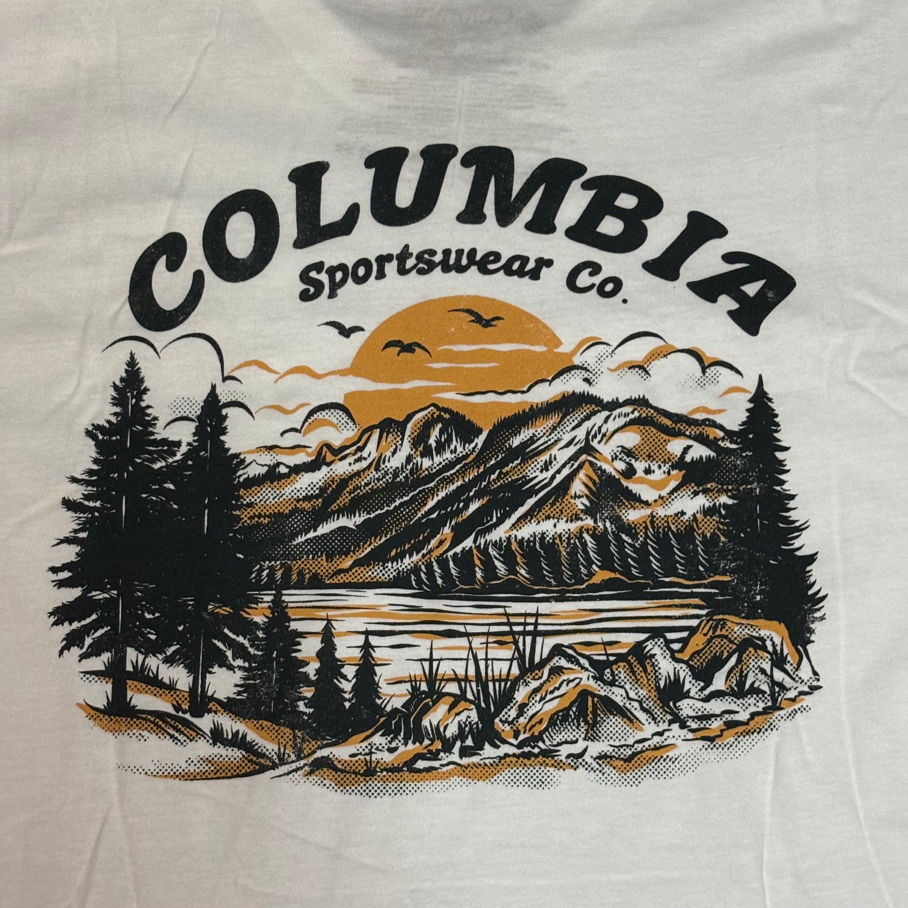 Camiseta Columbia Sportswear Co.