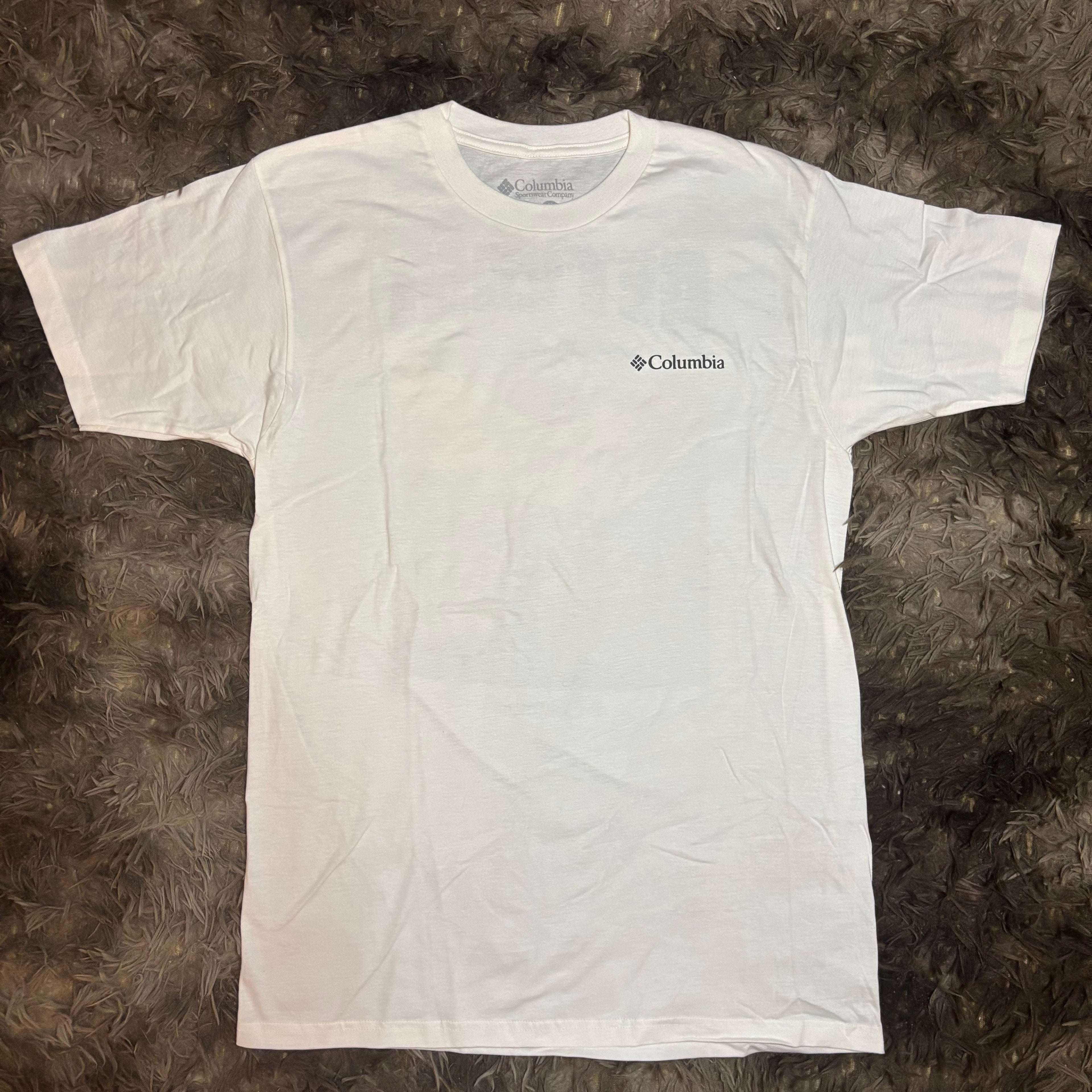 Camiseta Columbia Sportswear Co.