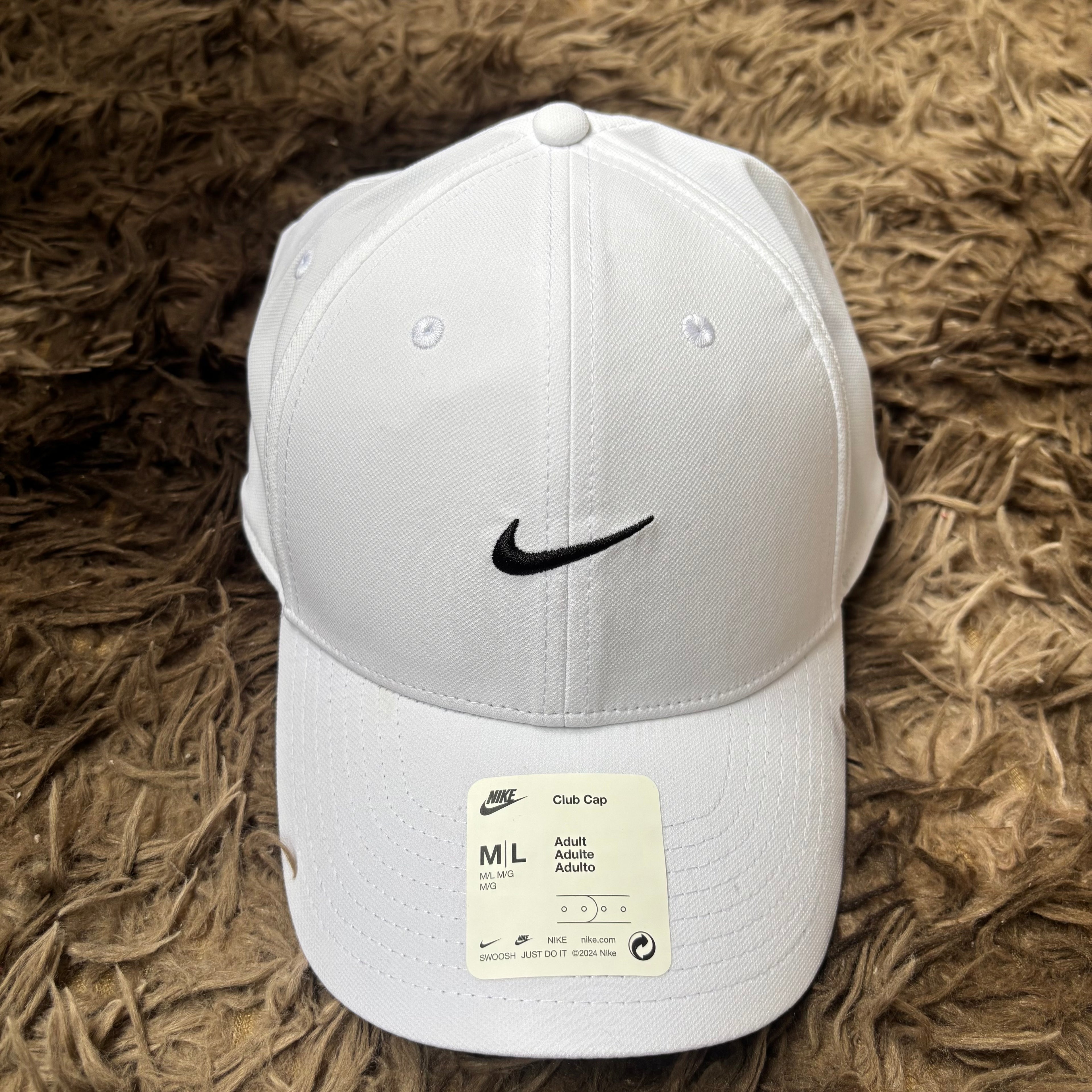 Gorra Nike Club